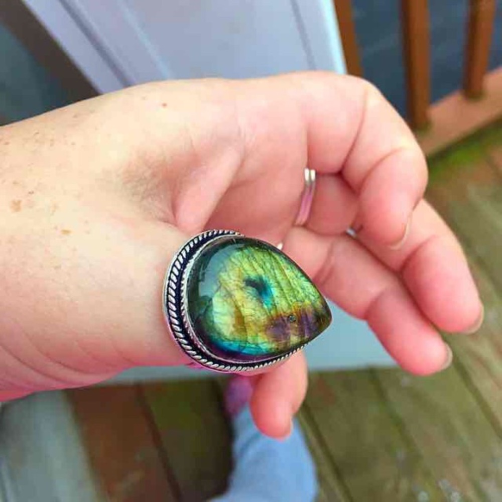 Multi flash labradorite ring - Picture 3 of 4